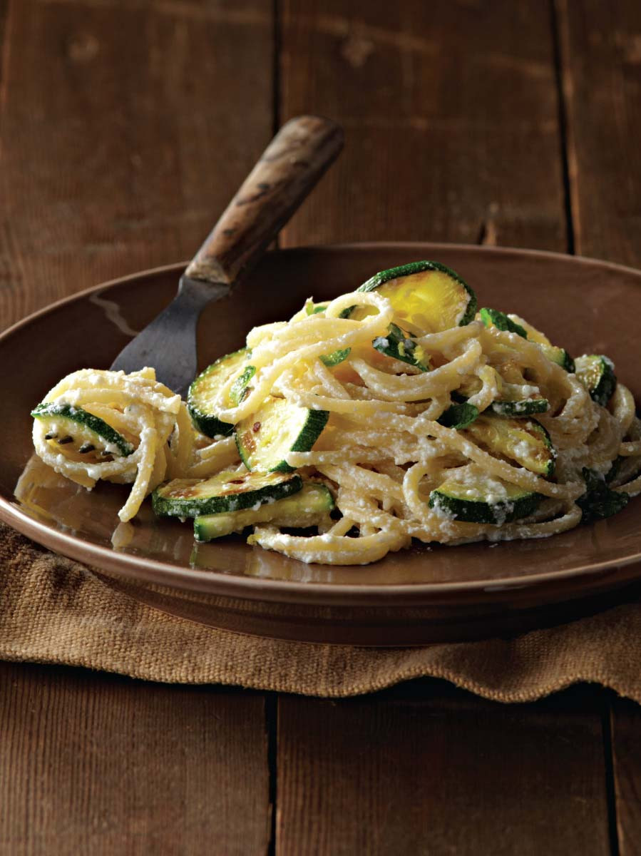 Spaghetti With Ricotta Cheese
 Spaghetti with Ricotta Zucchini Garlic and Olive Oil