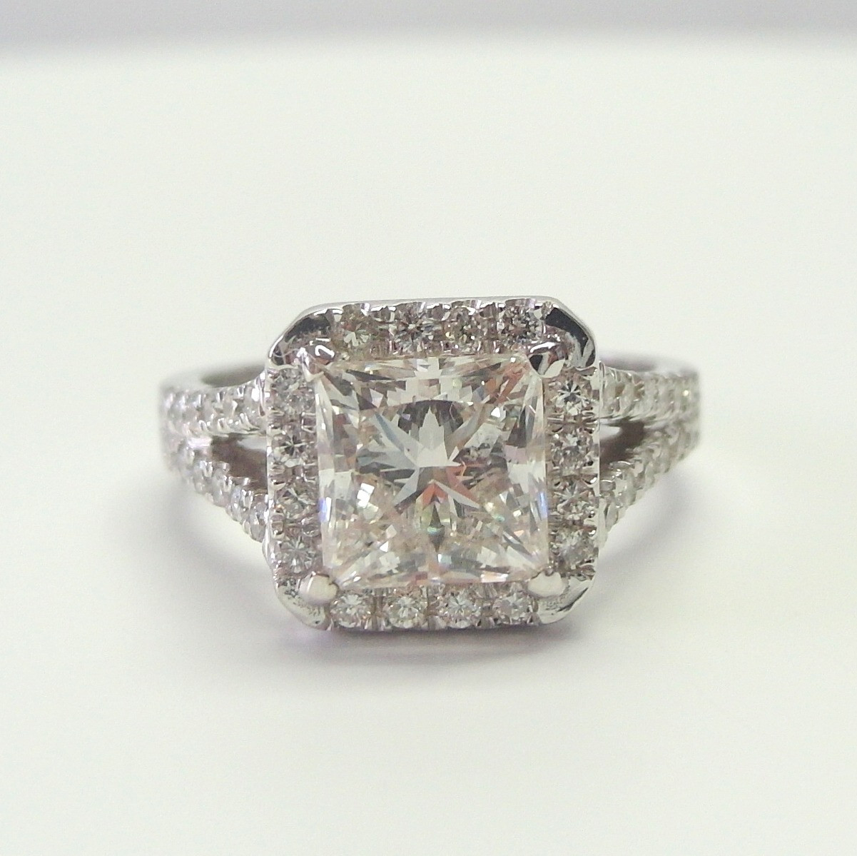 Split Shank Diamond Engagement Ring
 2 cts F VVS2 Princess Cut Split Shank Diamond Engagement