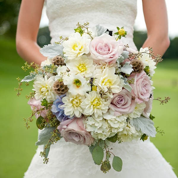 Spring Flowers For Weddings
 23 Pretty Spring Wedding Flowers And Ideas