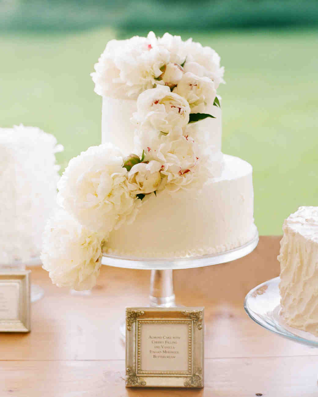 Spring Wedding Cakes
 Spring Wedding Cakes That Are Almost Too Pretty to Eat