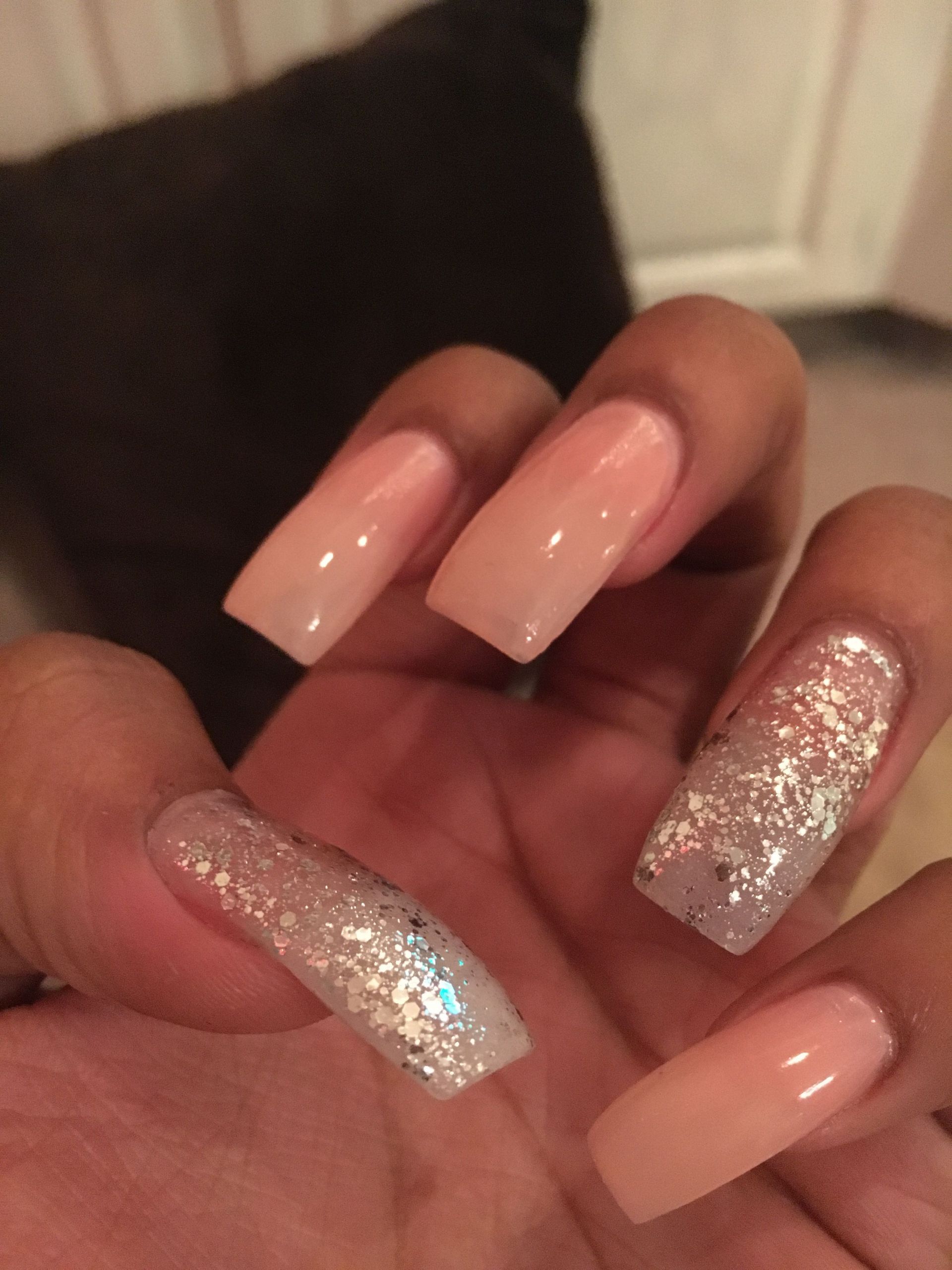 Square Glitter Nails
 Bubblegum long square nails with silver glitter
