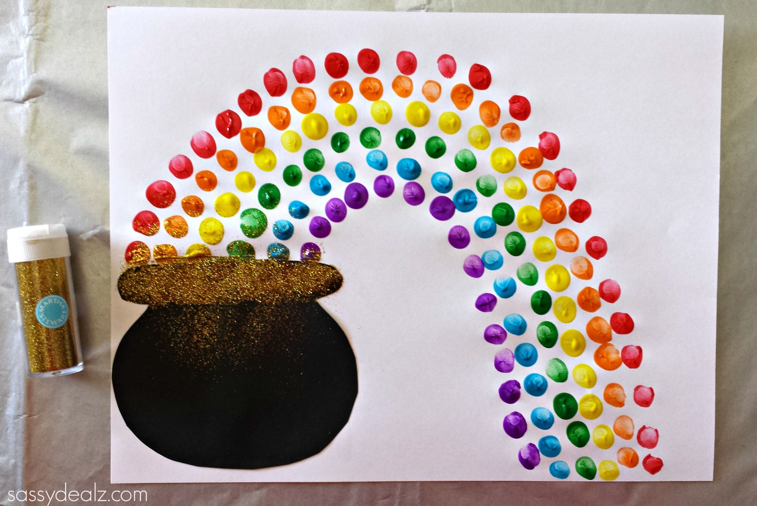 St Patrick Day Craft Ideas
 Fingerprint Rainbow Pot of Gold Craft For St Patrick s