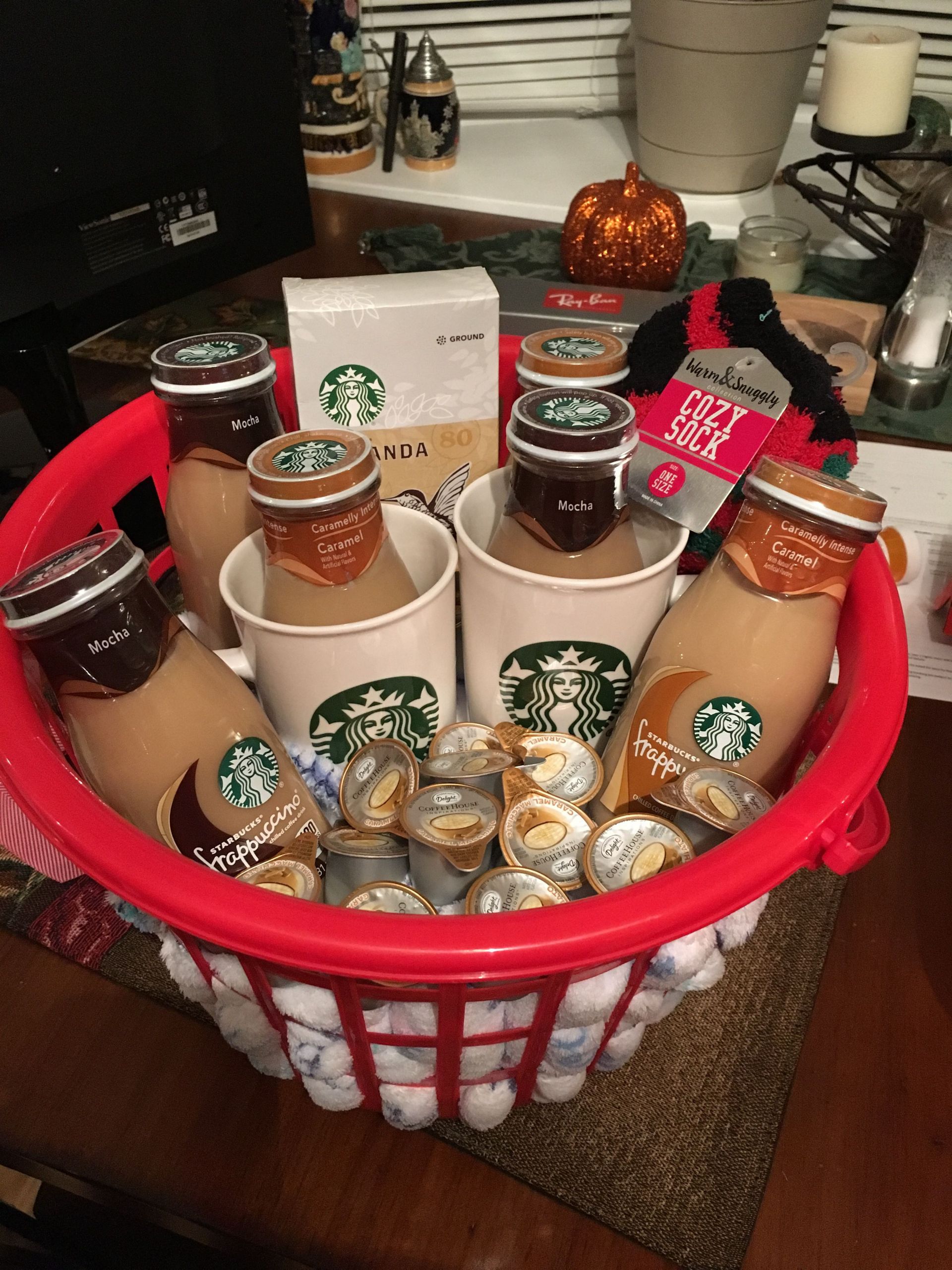 Starbucks Gift Basket Ideas
 Starbucks t basket