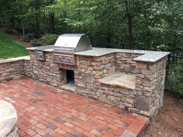 Stone Outdoor Kitchen
 Natural Building Stone Outdoor kitchen & grill Modern
