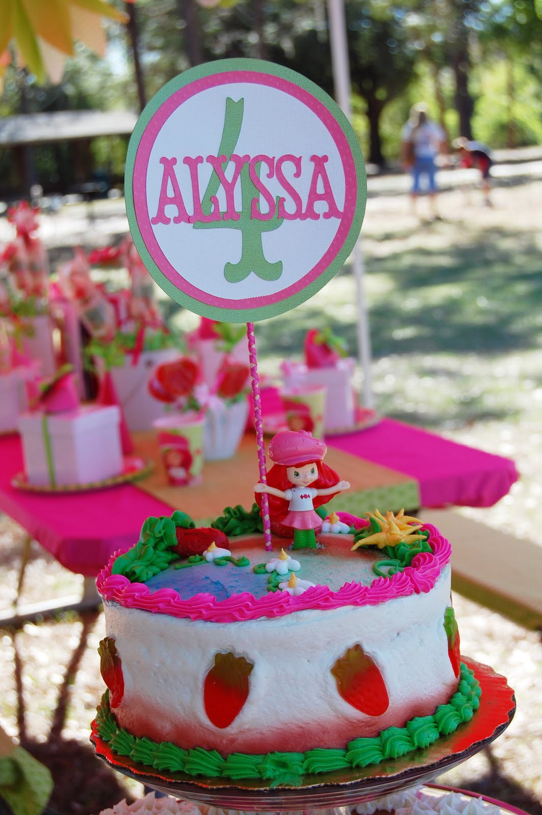 Strawberry Shortcake Birthday Ideas
 Bella Grace Party Designs REAL PARTY Strawberry
