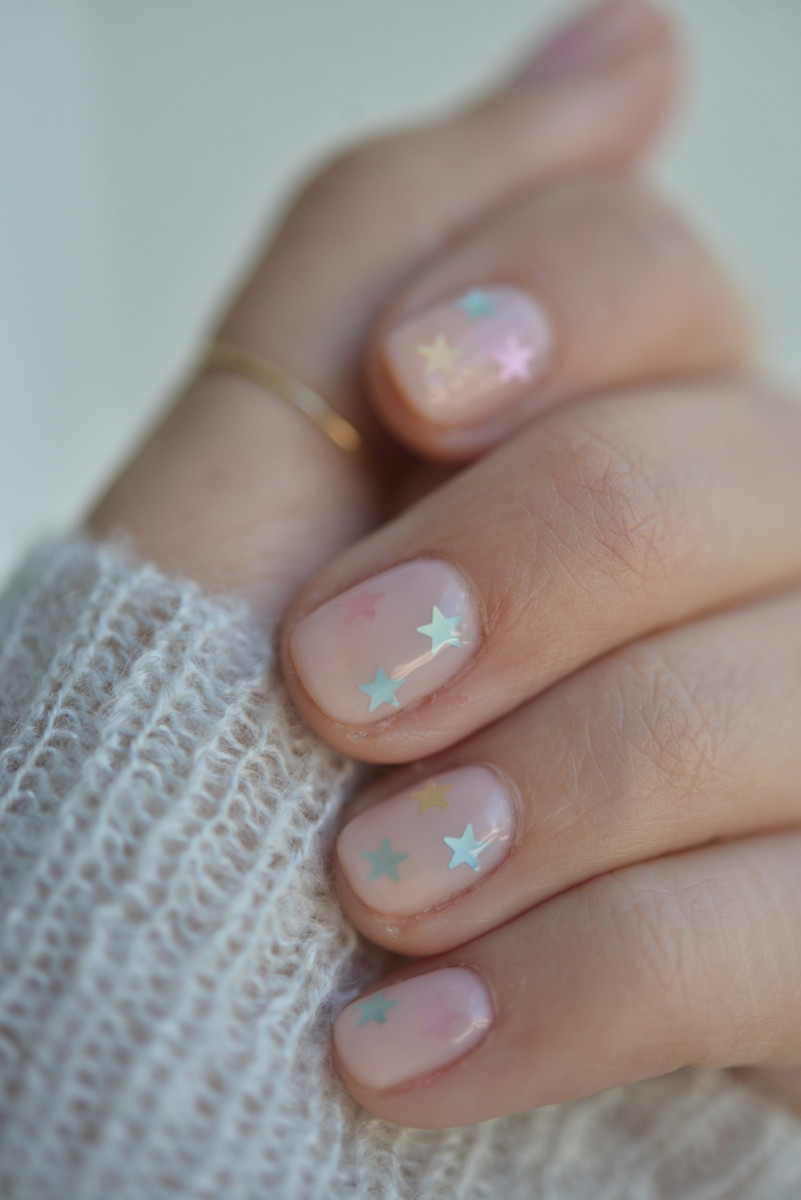 Subtle Nail Art
 How to Do the Prettiest Yet Subtle Nail Art at Home