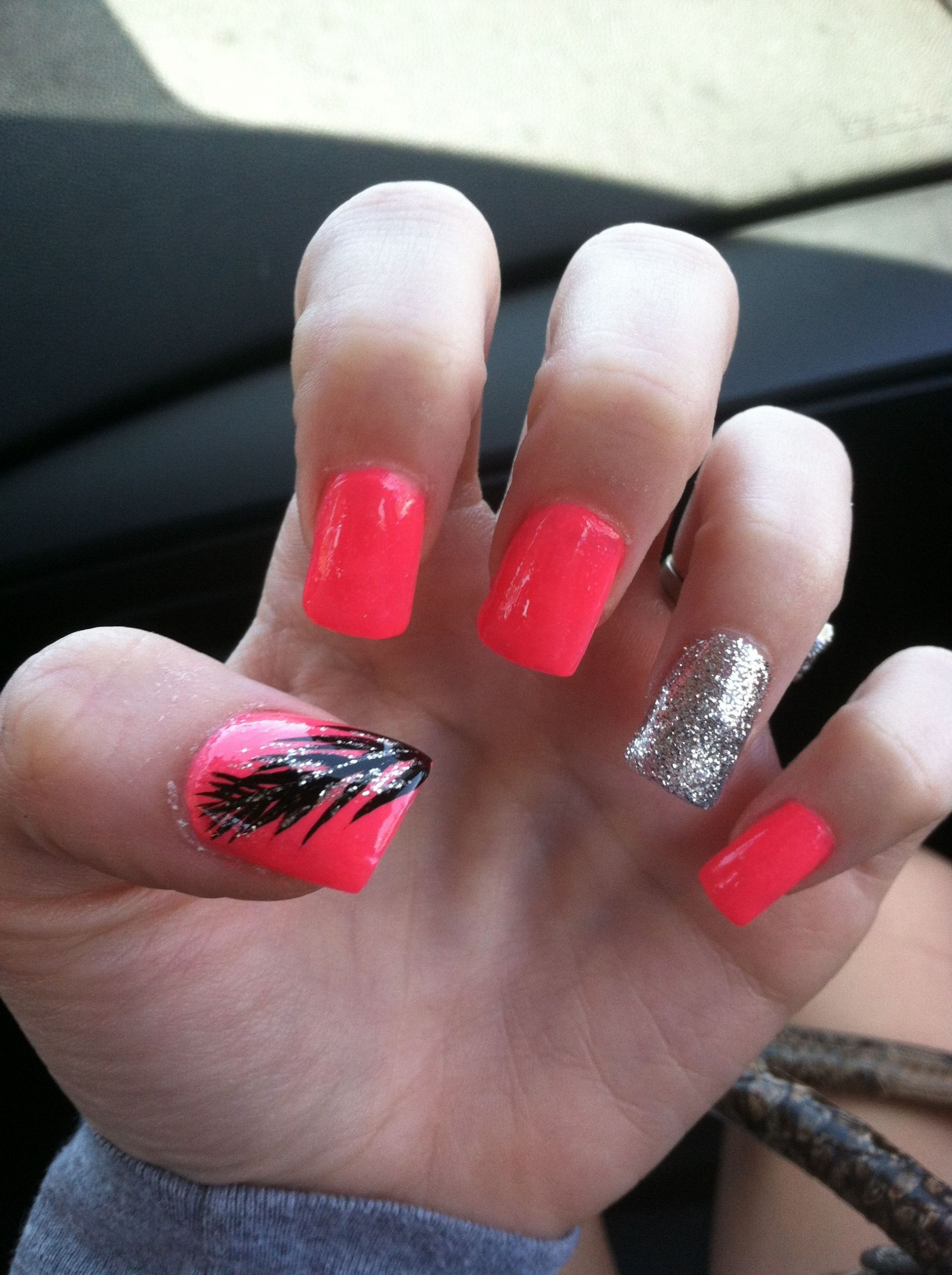 Summer Acrylic Nail Colors
 Hot pink summer nails Sparkles and feathers Love love