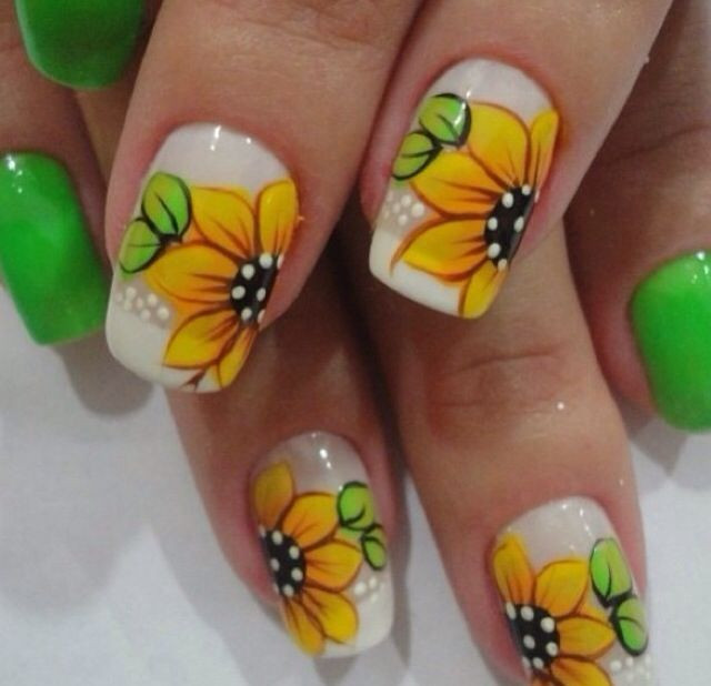 Sunflower Nail Designs
 15 Sunflower Nail Designs for Summer and Beyond