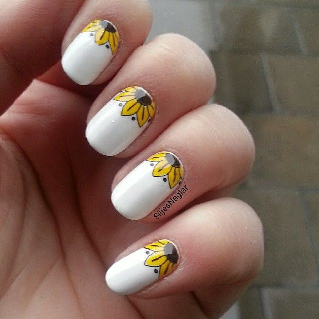 Sunflower Nail Designs
 15 Bright Sunflower Nail Arts to Look Beautiful