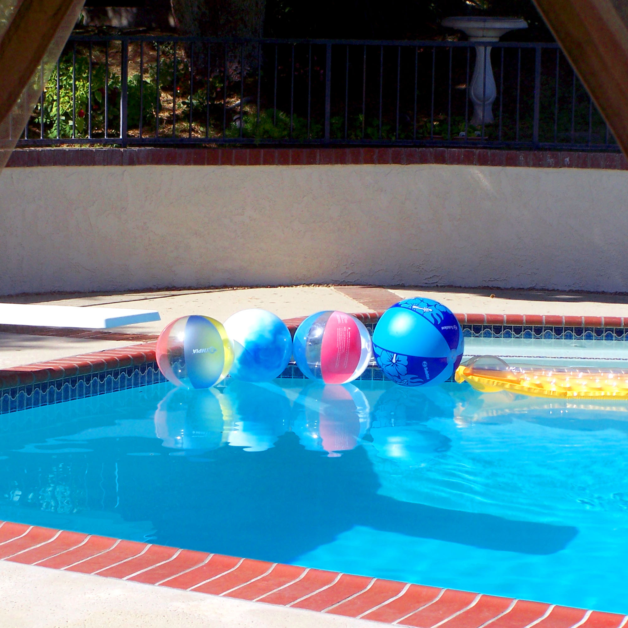 Swim Pool Party Ideas
 Reader Question Pool party decorating ideas Dollar