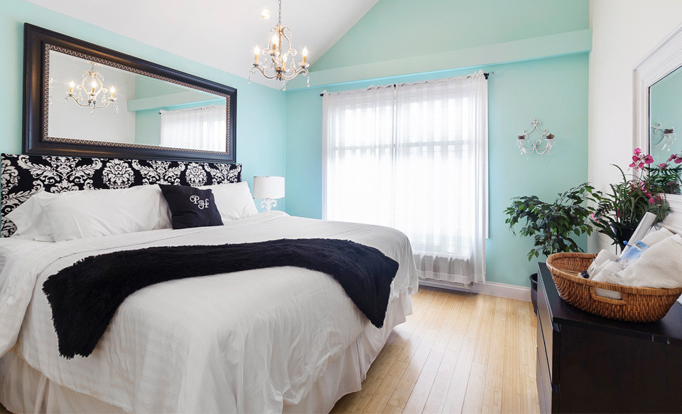 Teal Color Bedroom
 Teal and Damask bedroom This color walls or an accent