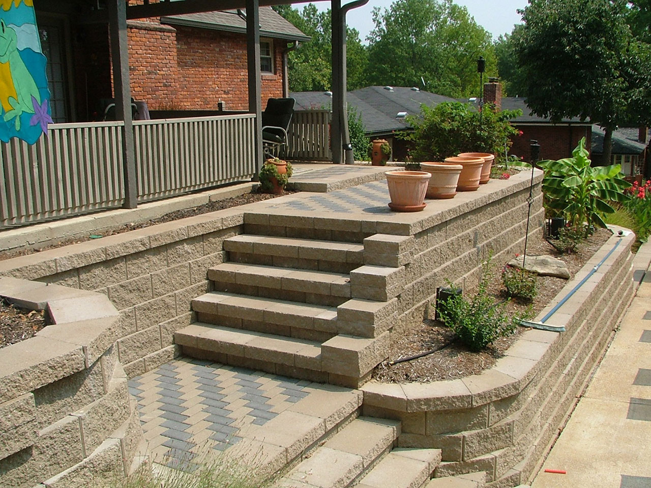 Terrace Landscape Retaining Wall
 Retaining Wall Design to Create Beautiful Natural