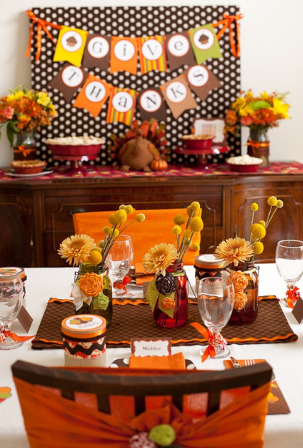 Thanksgiving Dinner Party Decorating Ideas
 20 Gorgeous And Awesome Thanksgiving Table Decorations
