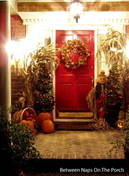 Thanksgiving Porch Decorations
 Thanksgiving Decoration Ideas to Wel e Your Guests