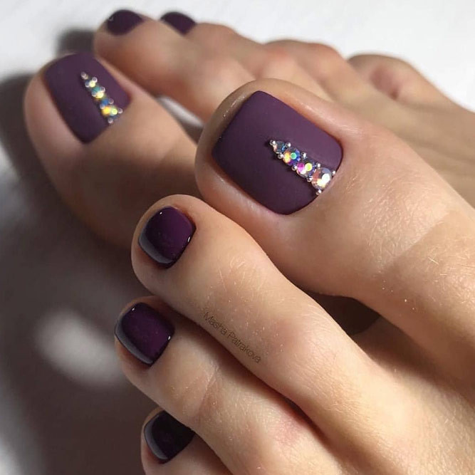Toe Nail Designs With Rhinestones
 Beautiful Toe Nail Art Ideas To Try