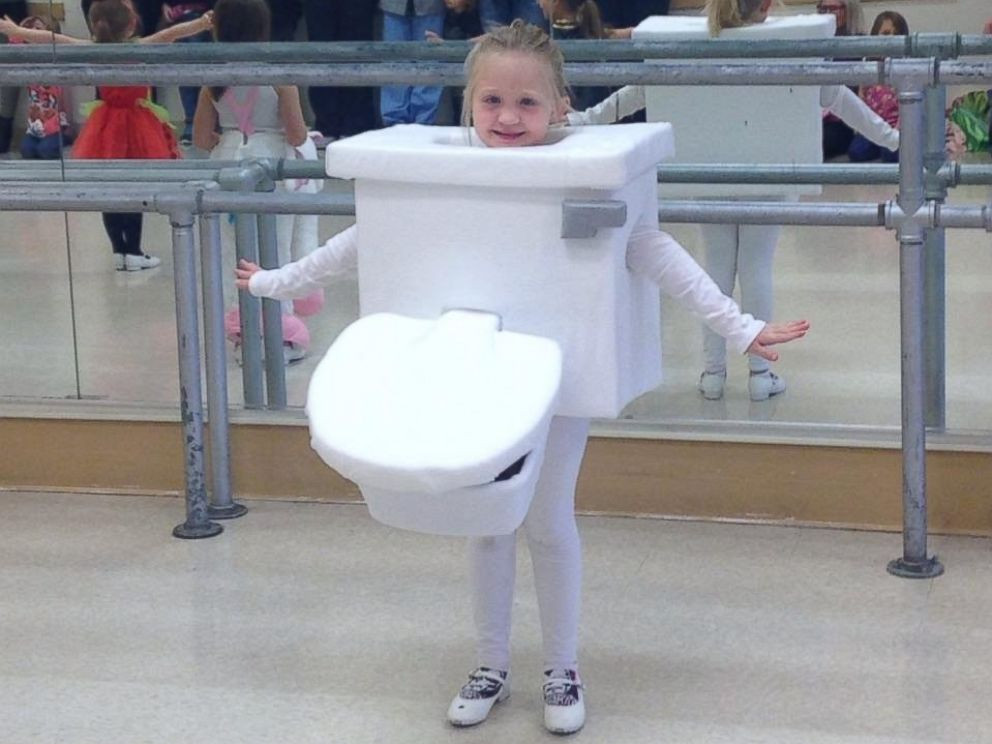 Toilet Halloween Costume
 Little Girl Wins Game of Thrones With Homemade Toilet