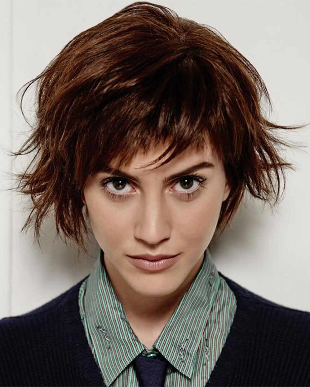 Trending Haircuts Female
 Latest Short Haircuts for Women Curly Wavy Straight