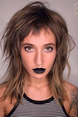 Trendy Medium Hairstyle
 36 CHIC MEDIUM LENGTH LAYERED HAIRCUTS FOR A TRENDY LOOK