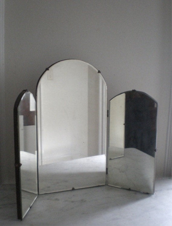 Trifold Bathroom Mirrors
 Antique Tri Fold Vanity Mirror