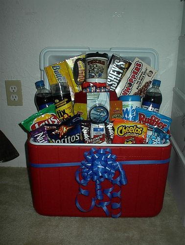 Unique Gift Basket Ideas For Raffle
 Good ideas Picnic snacks and Fundraising on Pinterest