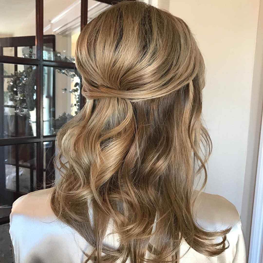 Updo Hairstyles For Bridesmaid
 40 Irresistible Hairstyles for Brides and Bridesmaids