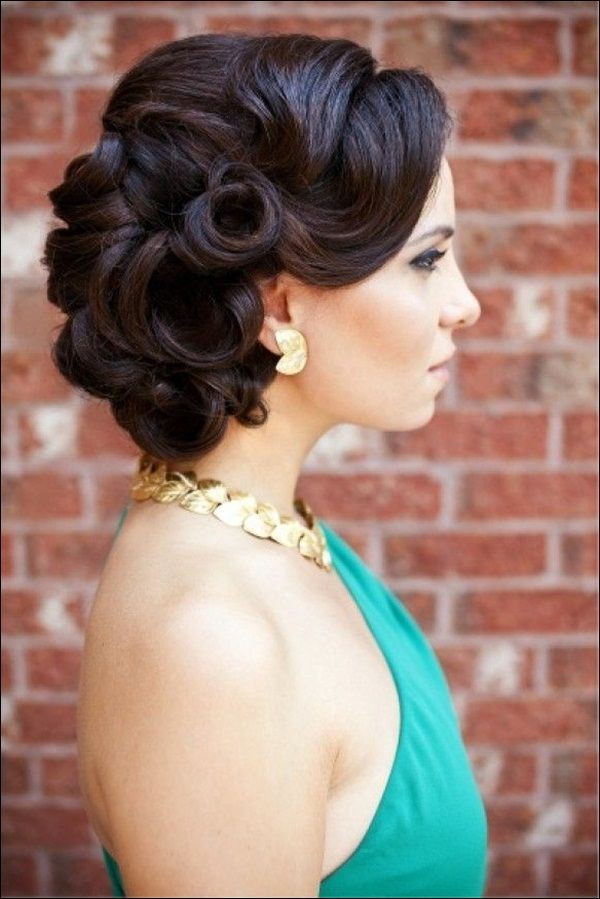 Updo Hairstyles For Bridesmaid
 16 Glamorous Bridesmaid Hairstyles for Long Hair Pretty