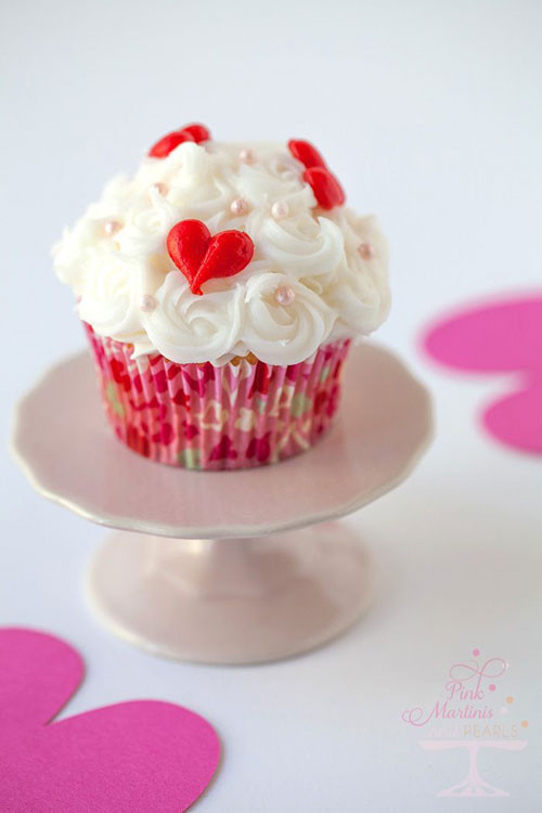 Valentine Cupcakes Pinterest
 35 Valentine s Day Cupcake Ideas e Little Project