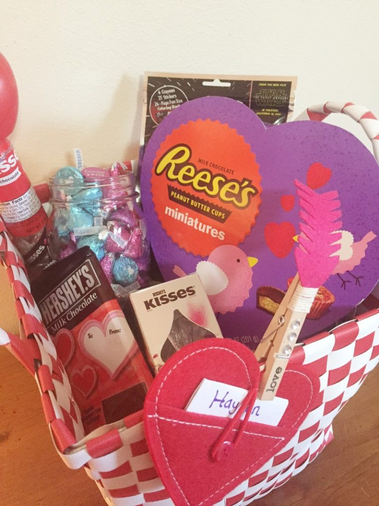 Valentine Gift Baskets Kids
 Celebrate Valentine s Day with Gift Baskets for Kids