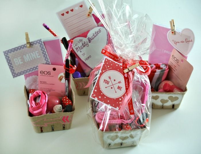Valentines Day Gift Ideas For Coworkers
 FREE Printable from Hazel & Ruby The custest Valentines