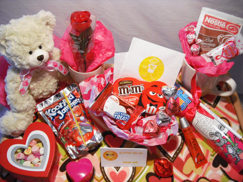 Valentines Gift Ideas For Wife
 Gift Guide Girlfriend & Boyfriend