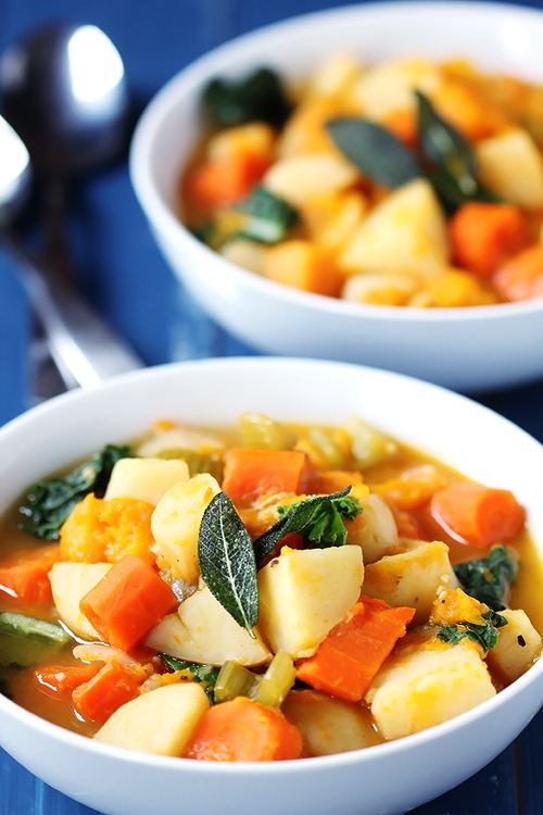 Vegan Vegetable Stew
 Slow Cooker Vegan Root Ve able Stew from Gimme Some Oven