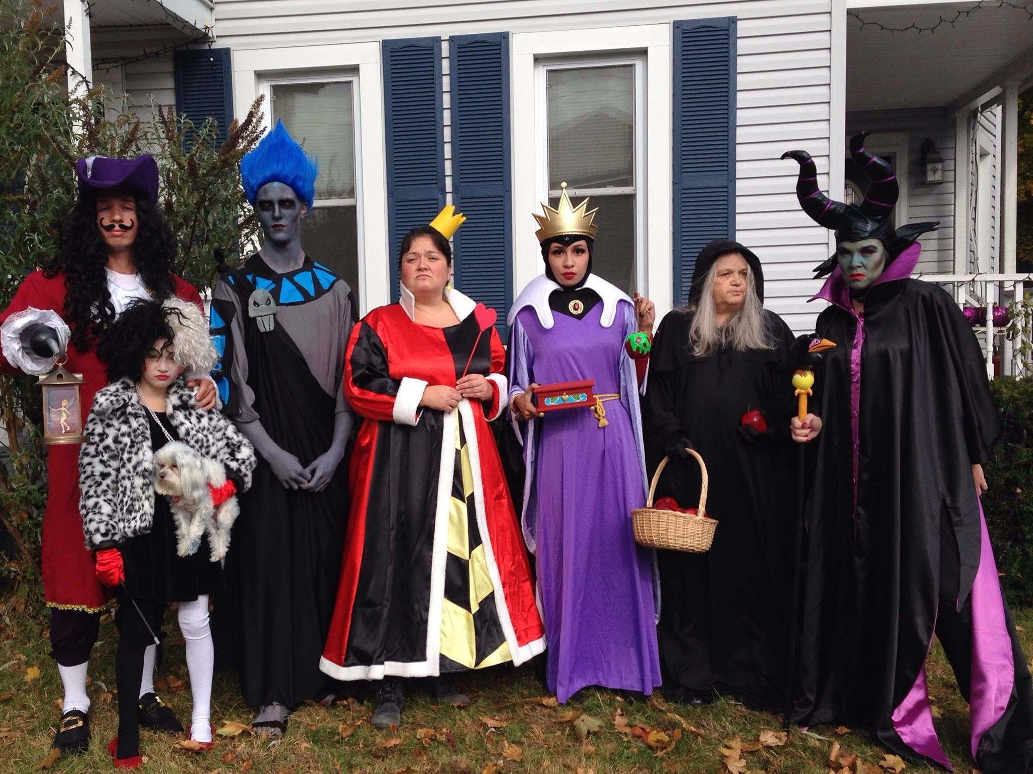 Villain Costumes DIY
 DIY disney villains halloween costumes in 2019