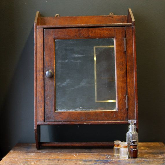 Vintage Bathroom Medicine Cabinet
 Antique Oak Medicine Cabinet with Towel Bar
