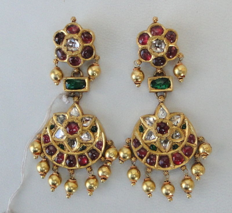 Vintage Diamond Earrings
 VINTAGE ANTIQUE 20K GOLD DIAMOND POLKI KUNDAN EARRING PAIR