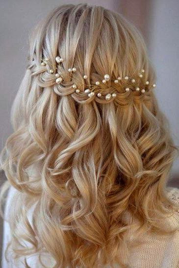 Wedding Bridesmaids Hairstyles
 Our Favorite Half Up Hairstyles for Bridesmaids Southern