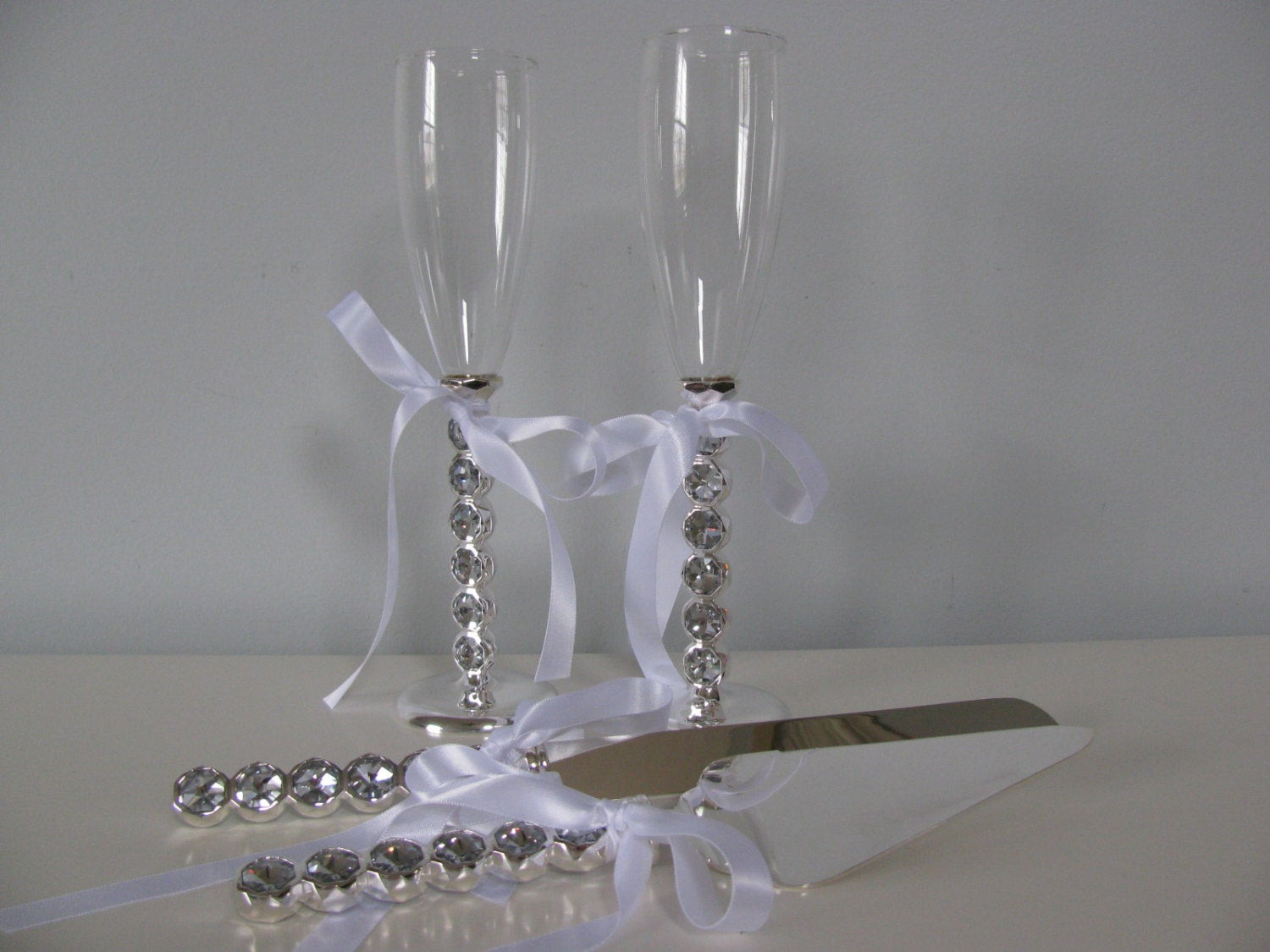 Wedding Cake Set
 Wedding Cake Serving Set and Toasting Glasses Flute Set with
