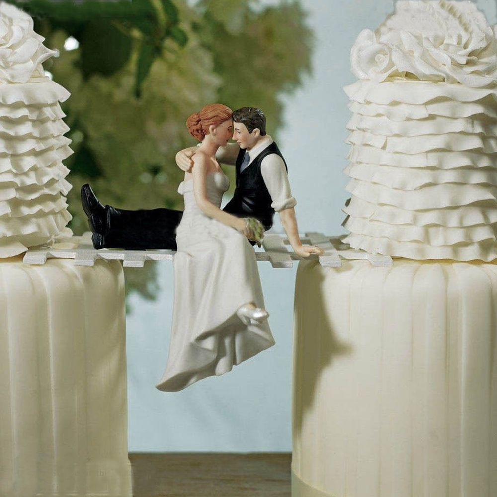 Wedding Cake Toppers Bride And Groom
 Romantic Wedding Cake Topper Figure Bride & Groom Couple