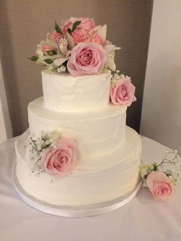 Wedding Cakes Online
 32 Incredible Wedding Cakes from Irish Cake Makers