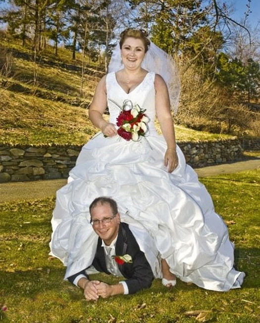 Wedding Dress Fails
 Here es the Crazy 14 More Funny Wedding