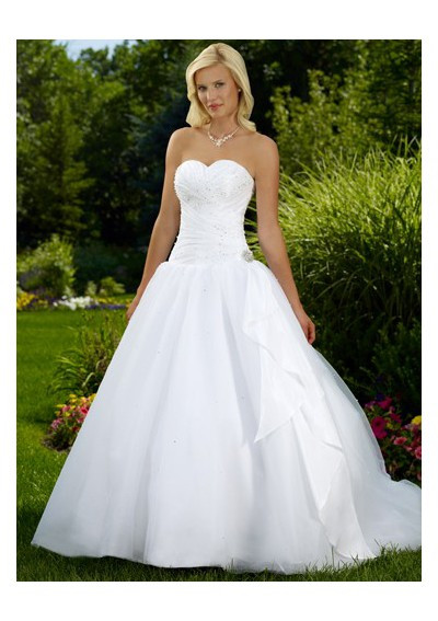 Wedding Dress Sweetheart Neckline
 White Rose Weddings Celebrations & Events Lets talk more