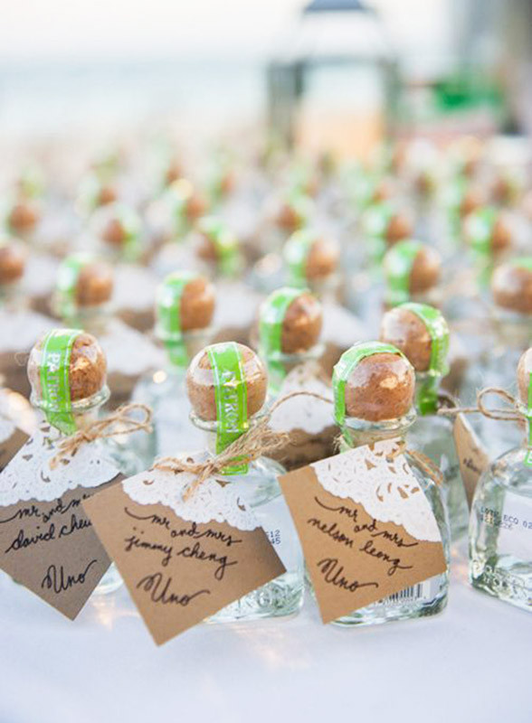 Wedding Favor Ideas Pinterest
 Keep The Party Going With These Boozy Wedding Favors