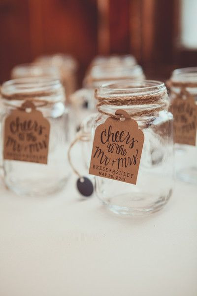 Wedding Favor Jars
 19 Affordable Mason Jar Wedding Favors Your Guests Will Love