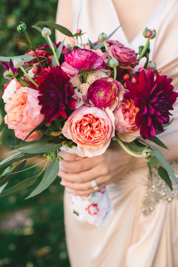Wedding Flowers DIY
 These 4 Tricks Will Help You DIY Your Wedding Bouquet