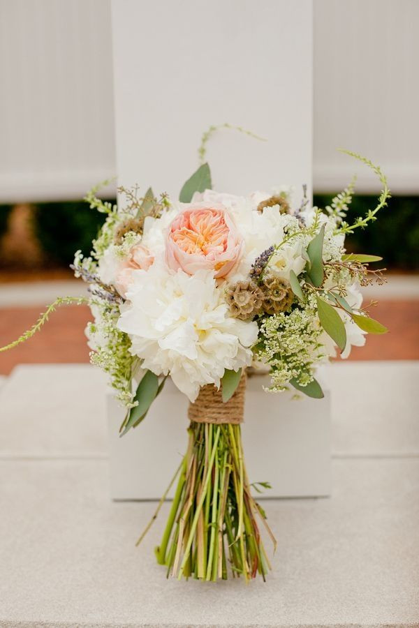 Wedding Flowers DIY
 How to create a rustic bridal bouquet