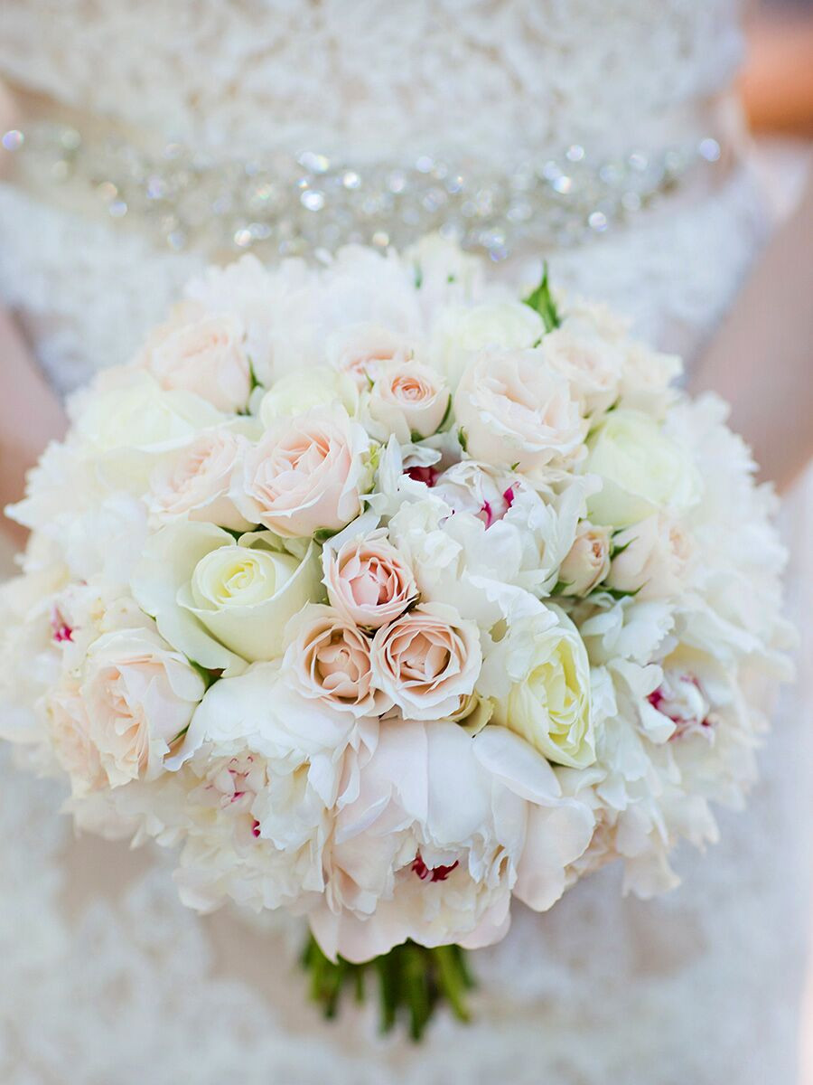 Wedding Flowers Ideas
 20 Romantic White Wedding Bouquet Ideas