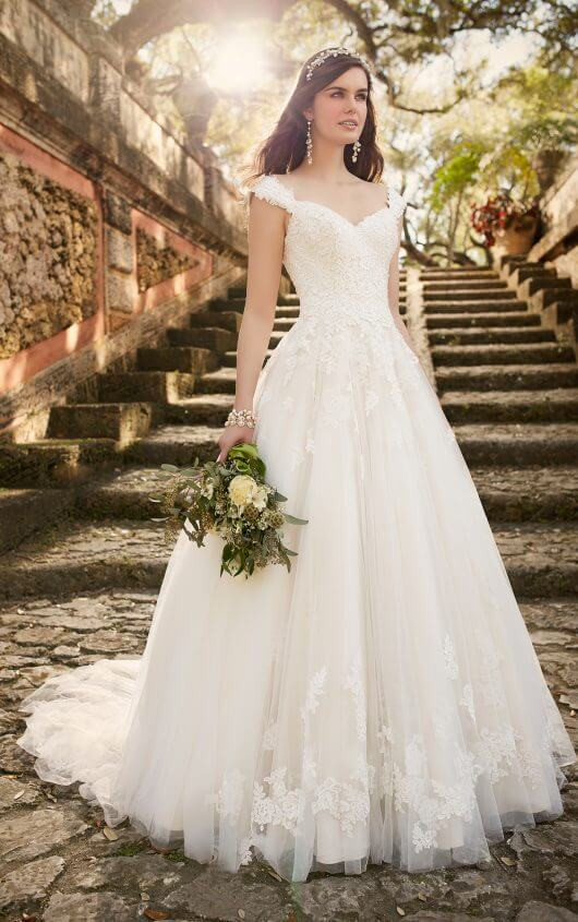 Wedding Gowns With Cap Sleeves
 Lace Wedding Dresses with Cap Sleeves