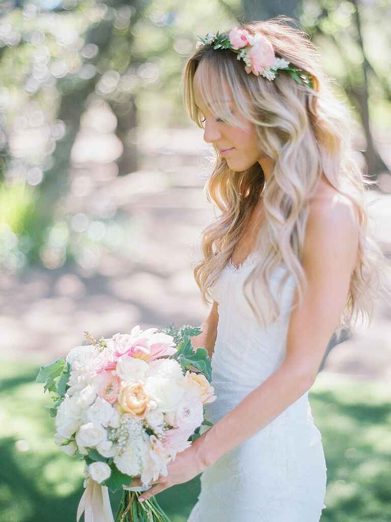 Wedding Hair Flower
 17 Wedding Hairstyles for Long Hair With Flowers