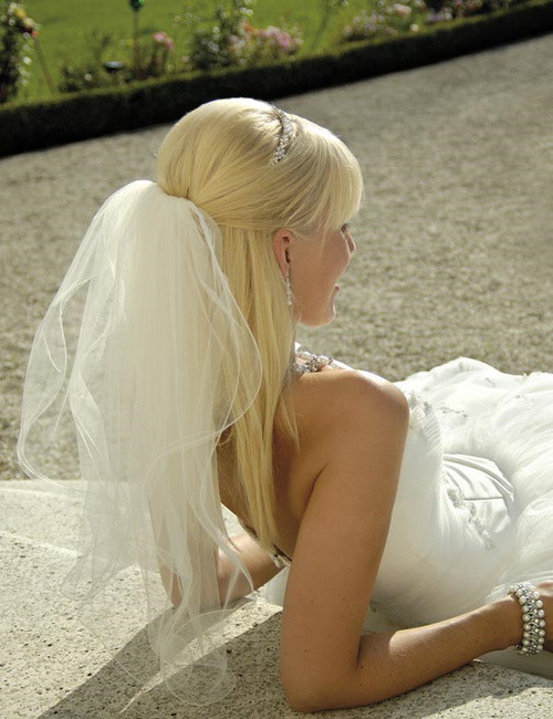 Wedding Hair Half Up Half Down With Veil
 Half Up Half Down Wedding Hairstyles – 40 Stylish Ideas