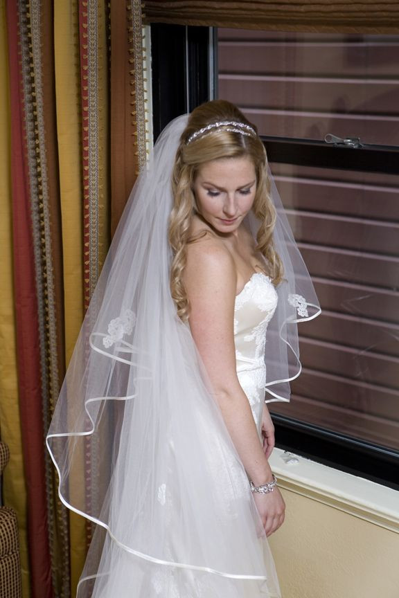 Wedding Hair Half Up With Veil
 78 images about Wedding Veils on Pinterest