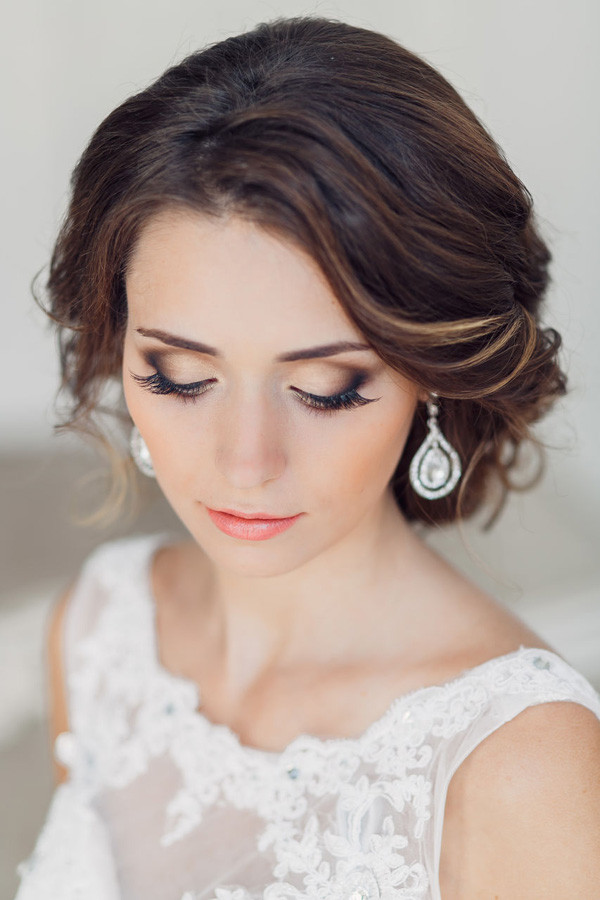 Wedding Hair Makeup
 31 Gorgeous Wedding Makeup & Hairstyle Ideas For Every Bride